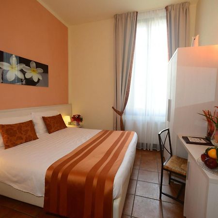Hotel Bella Firenze Δωμάτιο φωτογραφία