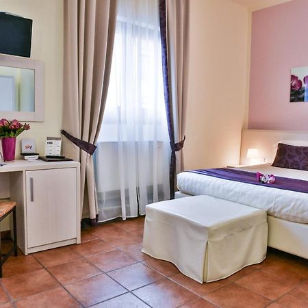 Hotel Bella Firenze Δωμάτιο φωτογραφία